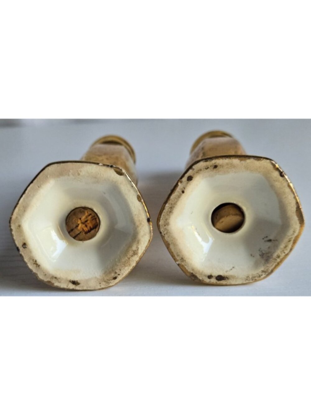 Gilded Ceramic Salt & Pepper Shakers 5.5" Tall & 4" Tall Japan Lot of 4 VTG - Picture 4 of 9